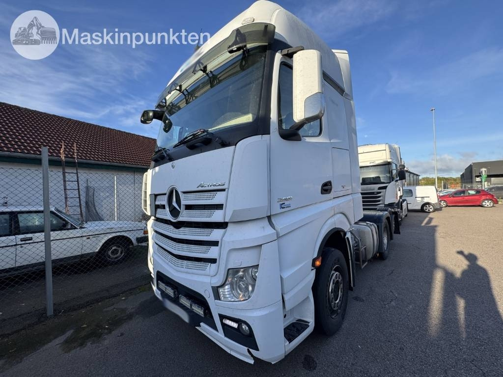 Mercedes-Benz Actros 963-4-C - Dragbil: bild 1 Mercedes-Benz Actros 963-4-C - Dragbil: bild 1