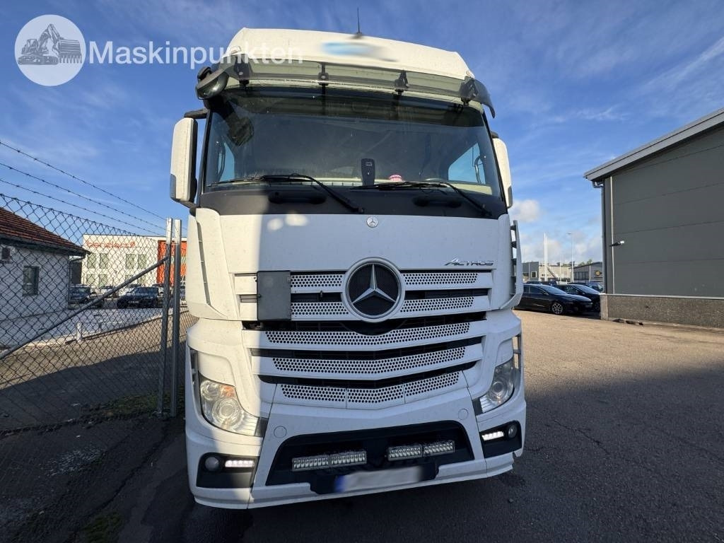 Mercedes-Benz Actros 963-4-C - Dragbil: bild 4 Mercedes-Benz Actros 963-4-C - Dragbil: bild 4