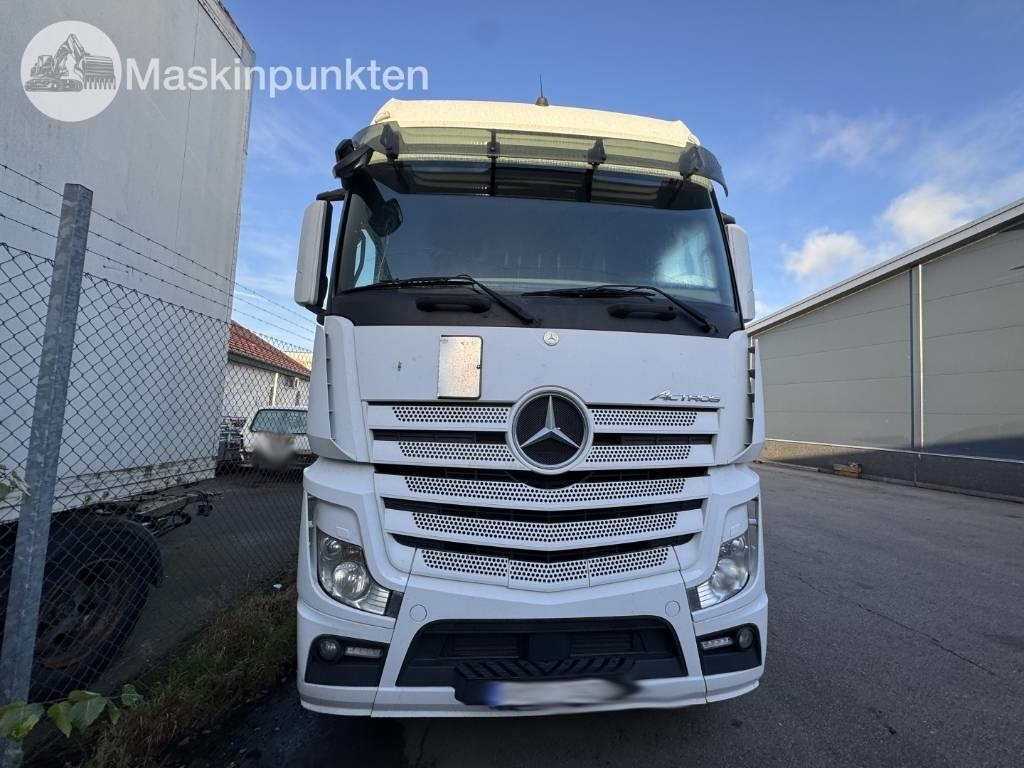 Mercedes-Benz Actros 963-4-D - Dragbil: bild 4 Mercedes-Benz Actros 963-4-D - Dragbil: bild 4