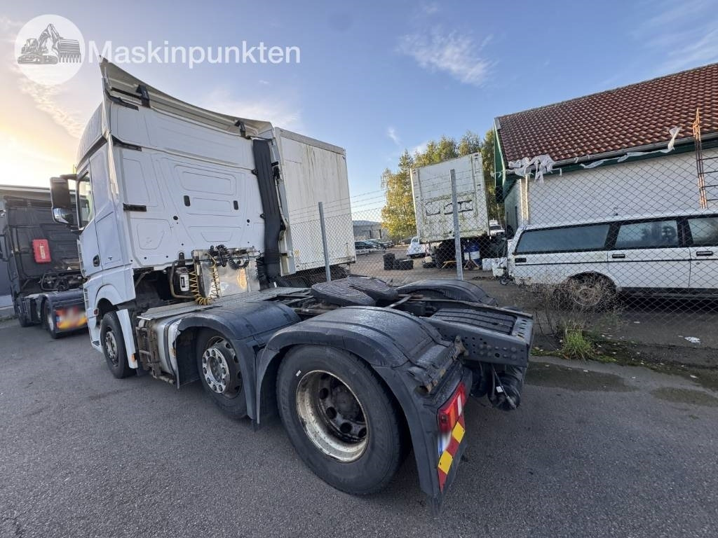 Mercedes-Benz Actros 963-4-D - Dragbil: bild 2 Mercedes-Benz Actros 963-4-D - Dragbil: bild 2