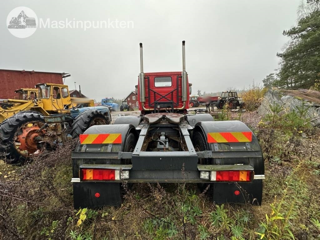 Scania T 143 H - Dragbil: bild 3 Scania T 143 H - Dragbil: bild 3