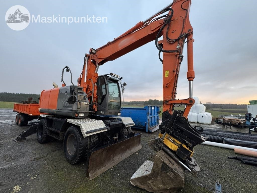 Hitachi ZX 140 W-3 Med vagn och redskap! - Grävmaskin på däck: bild 4 Hitachi ZX 140 W-3 Med vagn och redskap! - Grävmaskin på däck: bild 4