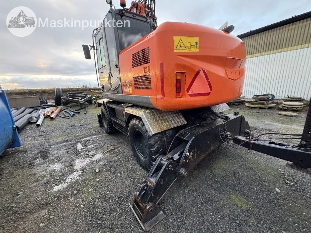 Hitachi ZX 140 W-3 Med vagn och redskap! - Grävmaskin på däck: bild 2 Hitachi ZX 140 W-3 Med vagn och redskap! - Grävmaskin på däck: bild 2
