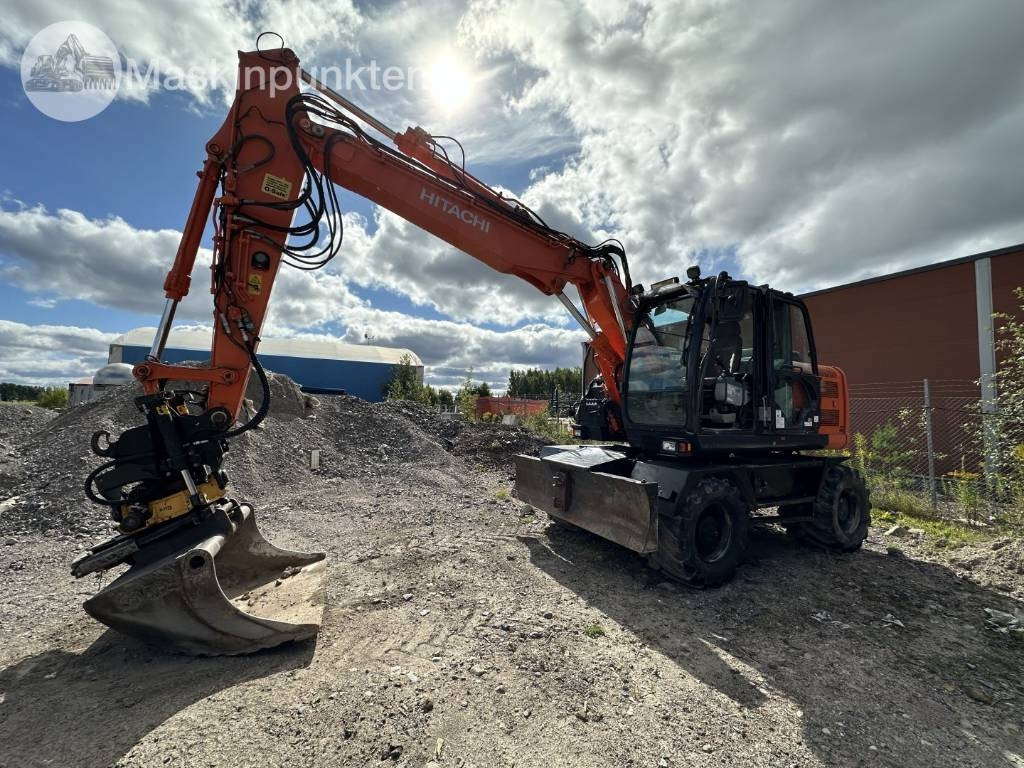 Hitachi ZX 140 W-5B - Grävmaskin på däck: bild 1 Hitachi ZX 140 W-5B - Grävmaskin på däck: bild 1