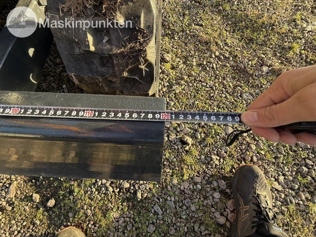 Leasa Infront Minigrävare  Infront Minigrävare: bild 12