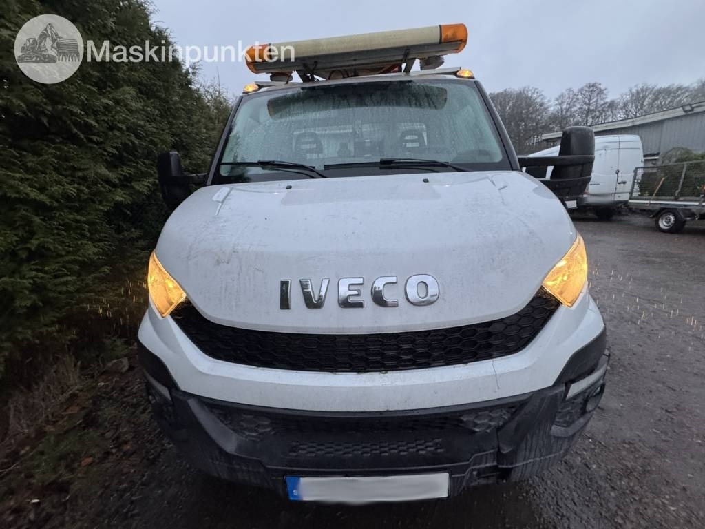 Iveco Daily 70C17H med Fassi F40 kran - Kranbil: bild 5 Iveco Daily 70C17H med Fassi F40 kran - Kranbil: bild 5