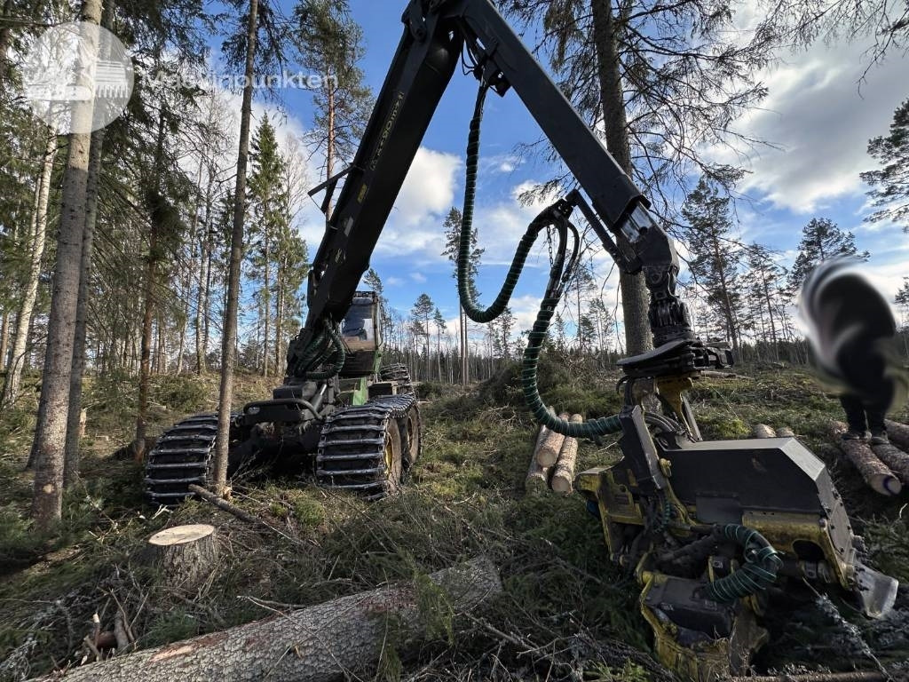 John Deere 1470 G - Skördare: bild 4 John Deere 1470 G - Skördare: bild 4