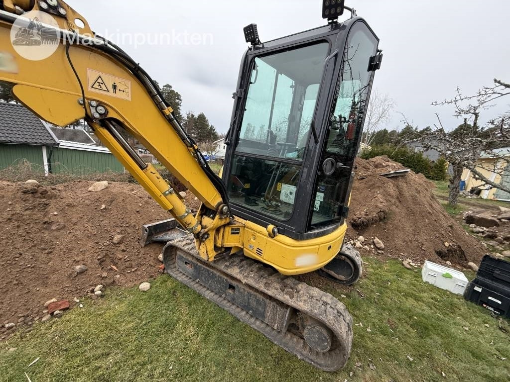 Komatsu PC 26 MR-3 - Minigrävmaskin: bild 2 Komatsu PC 26 MR-3 - Minigrävmaskin: bild 2