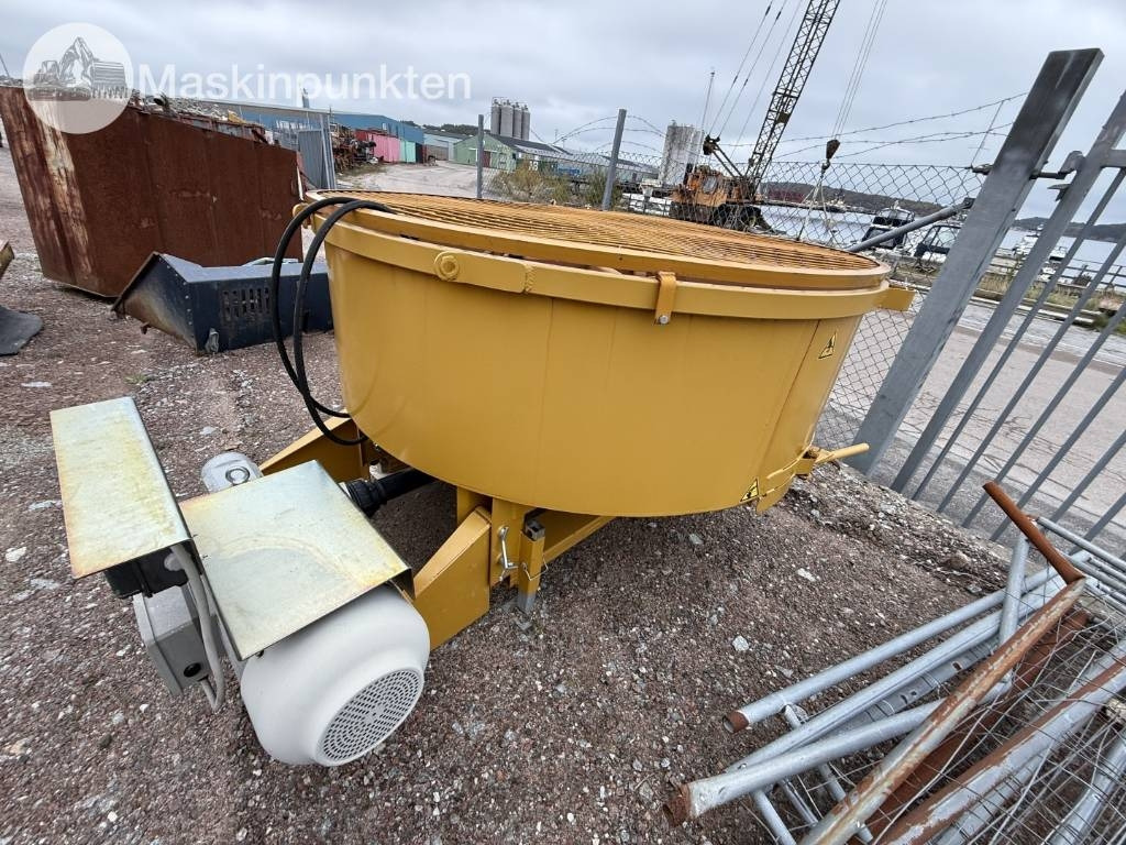 Mammut TM 200 Betongblandare - Betongblandare: bild 1 Mammut TM 200 Betongblandare - Betongblandare: bild 1