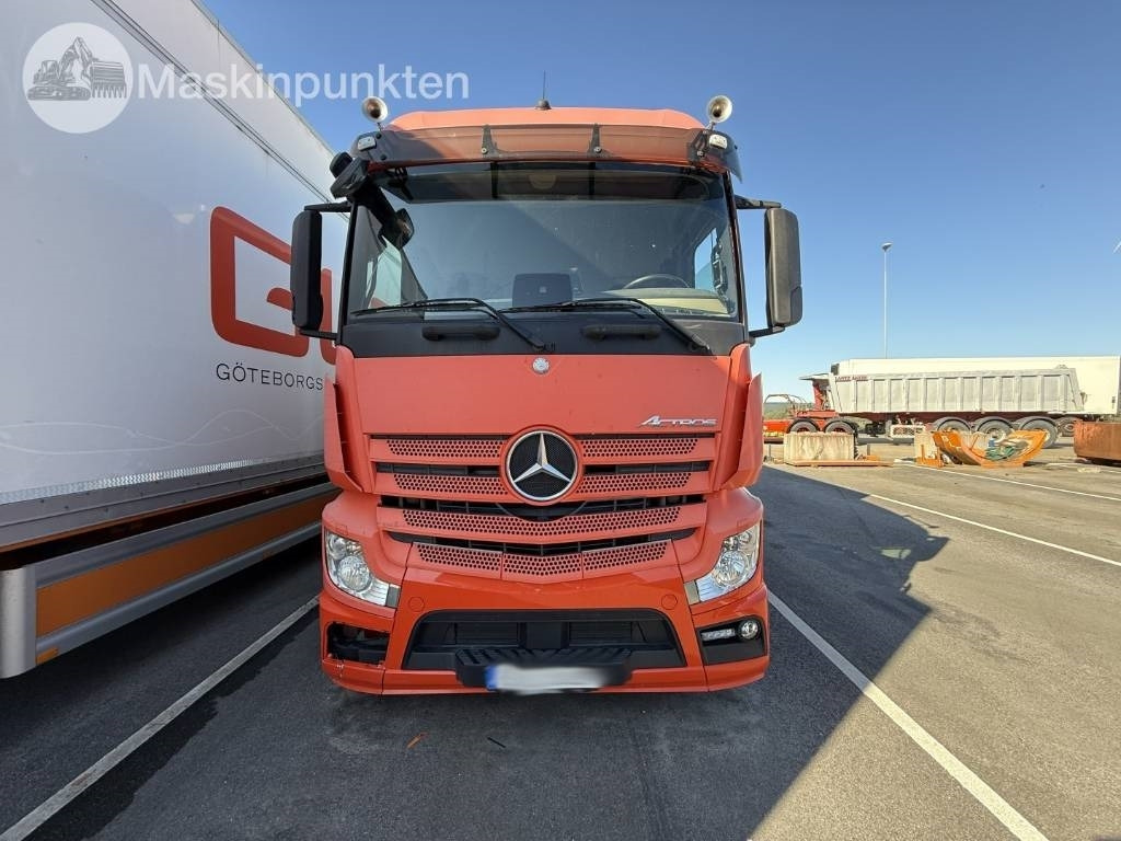 Mercedes-Benz Actros 2551 - Kylbil lastbil: bild 2 Mercedes-Benz Actros 2551 - Kylbil lastbil: bild 2