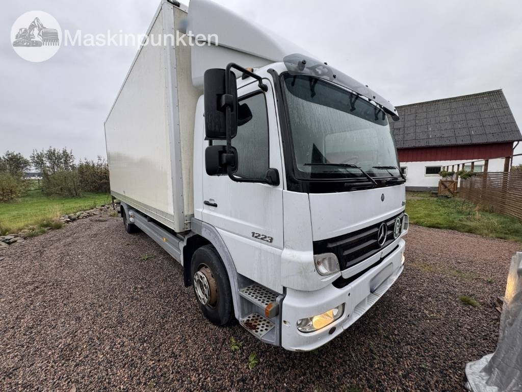 Mercedes-Benz Atego 1223 - Lastbil med skåp: bild 4 Mercedes-Benz Atego 1223 - Lastbil med skåp: bild 4