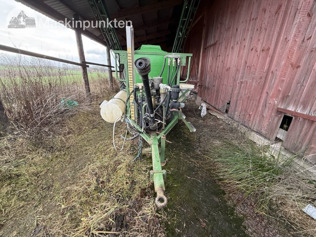 Moteska M2500 växtspruta - Bogserad spruta: bild 2 Moteska M2500 växtspruta - Bogserad spruta: bild 2