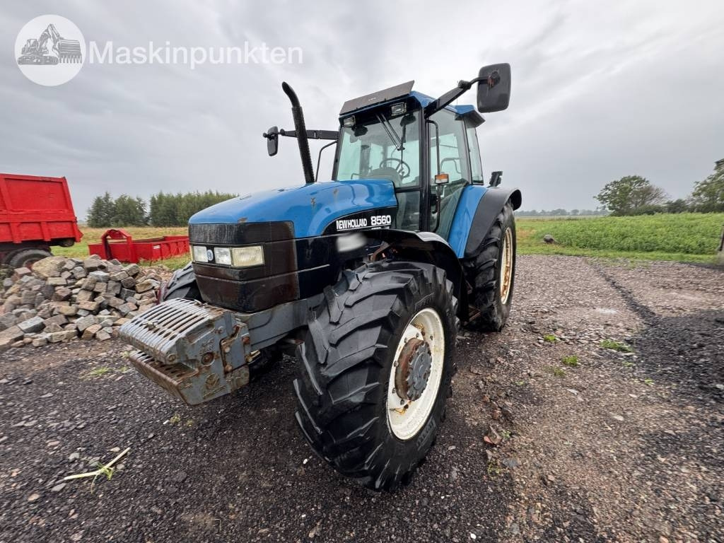 New Holland 8560 - Traktor: bild 1 New Holland 8560 - Traktor: bild 1