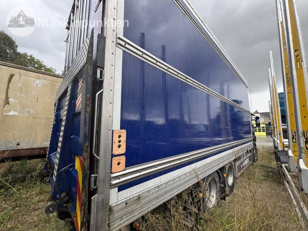 Scania R 420 LB  - Lastbil med skåp: bild 3 Scania R 420 LB  - Lastbil med skåp: bild 3