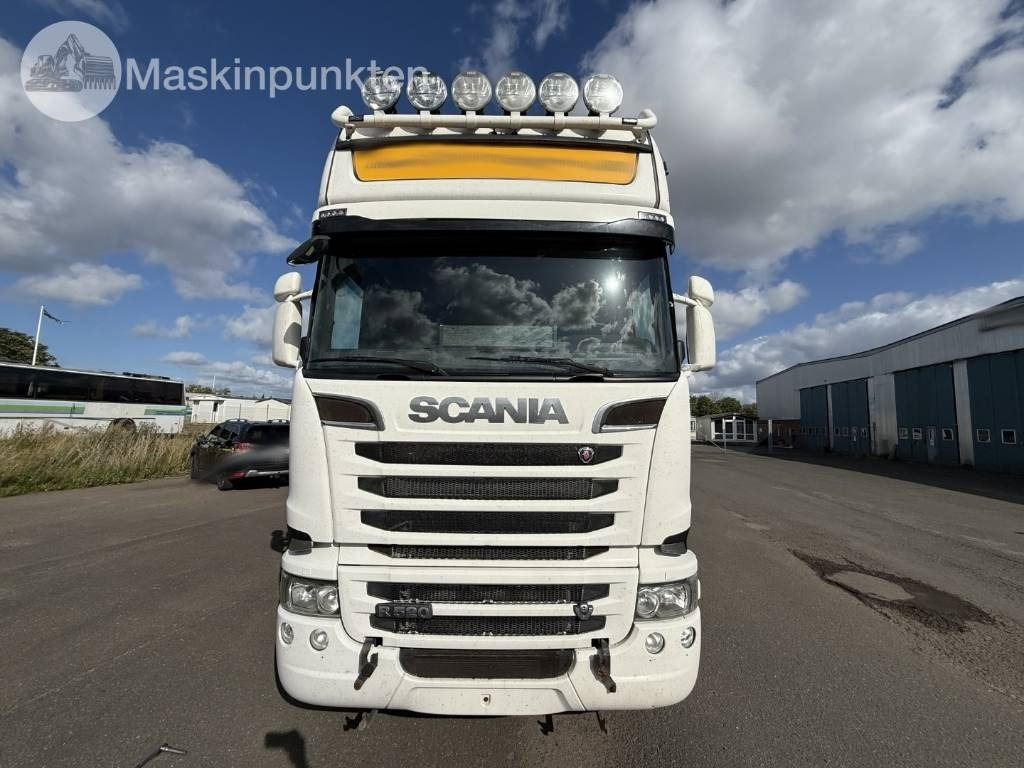 Scania R 520 LB  - Lastbil med skåp: bild 2 Scania R 520 LB  - Lastbil med skåp: bild 2