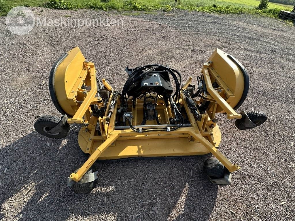 Stensballe TH 3000 B - Gräsklippare: bild 1 Stensballe TH 3000 B - Gräsklippare: bild 1