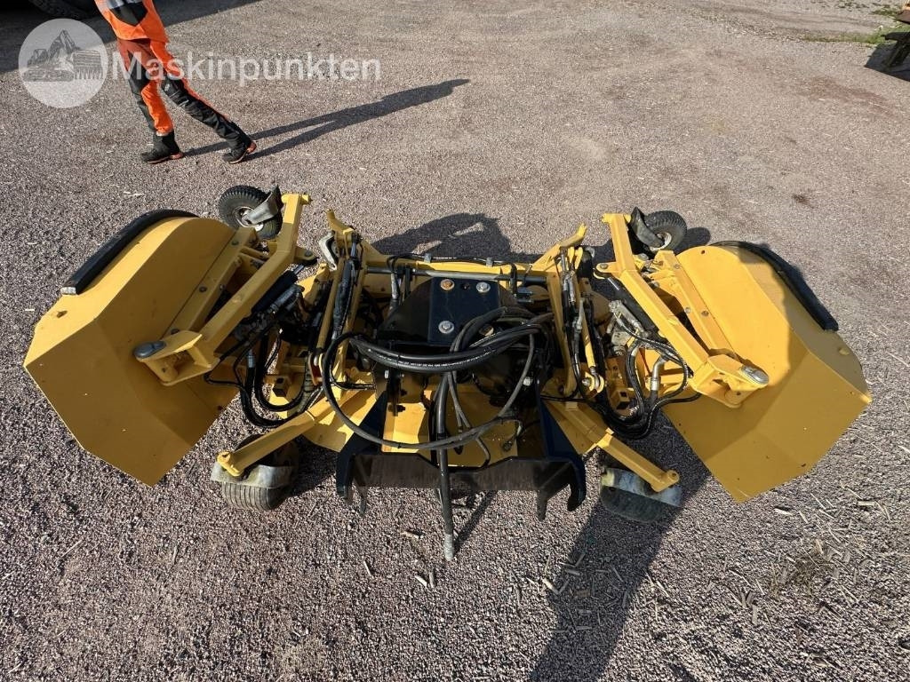 Stensballe TH 3000 B - Gräsklippare: bild 3 Stensballe TH 3000 B - Gräsklippare: bild 3