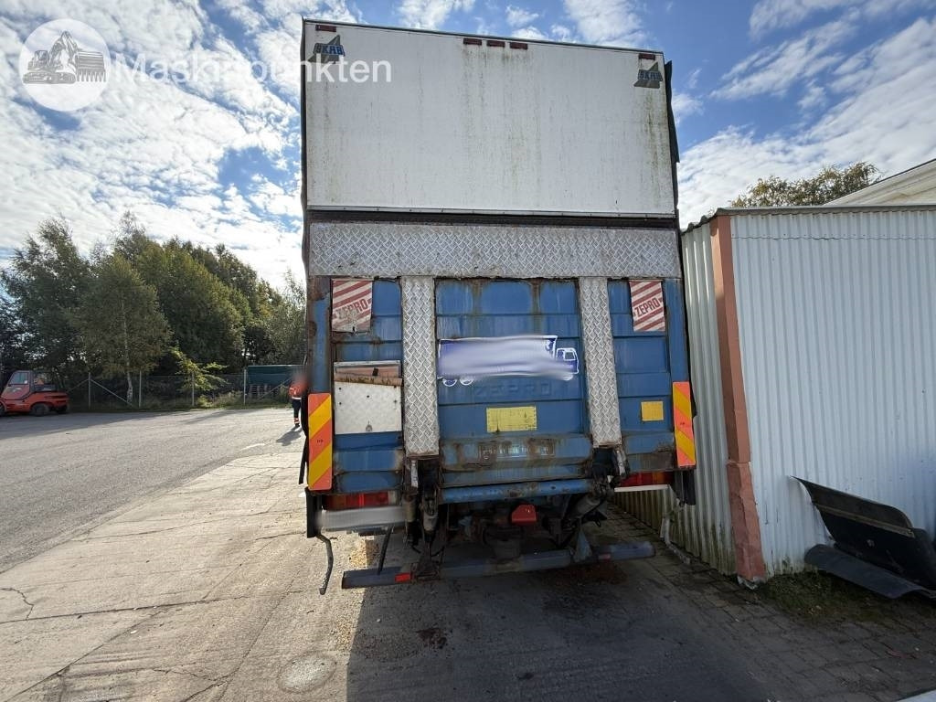 Volvo FM 12 - Lastbil med skåp: bild 5 Volvo FM 12 - Lastbil med skåp: bild 5