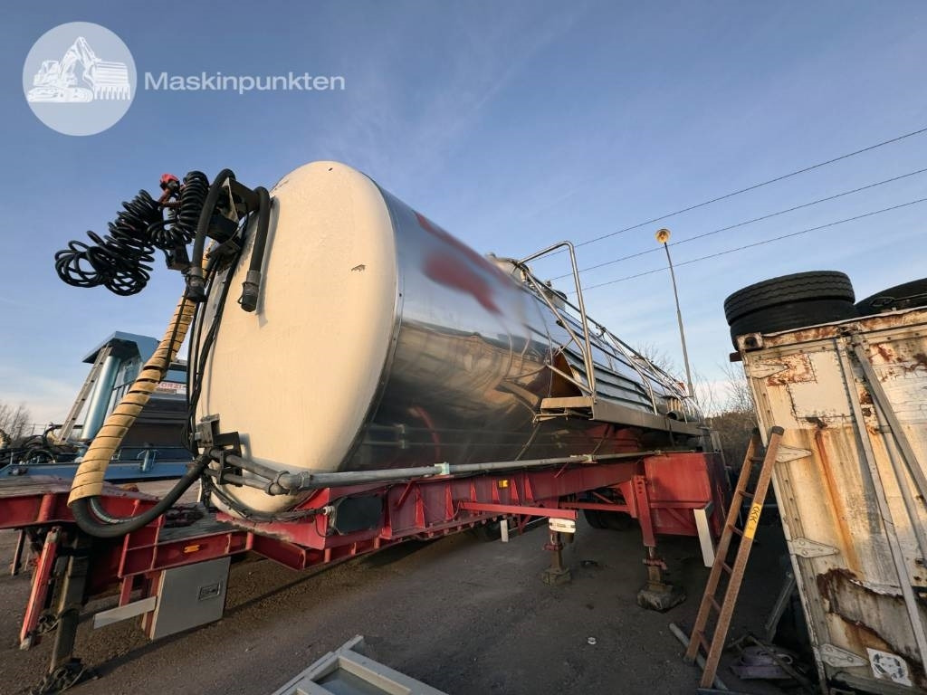 Wedholms DK 345-16 - Tanktrailer: bild 3 Wedholms DK 345-16 - Tanktrailer: bild 3