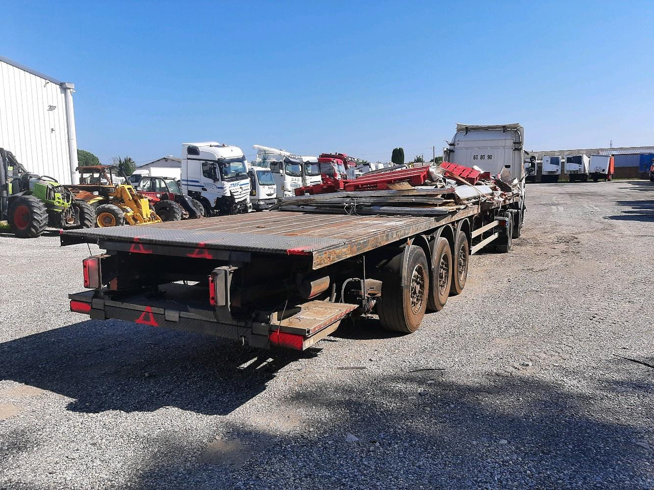 FRUEHAUF 3 ESSIEUX R580 - Flaktrailer: bild 4 FRUEHAUF 3 ESSIEUX R580 - Flaktrailer: bild 4