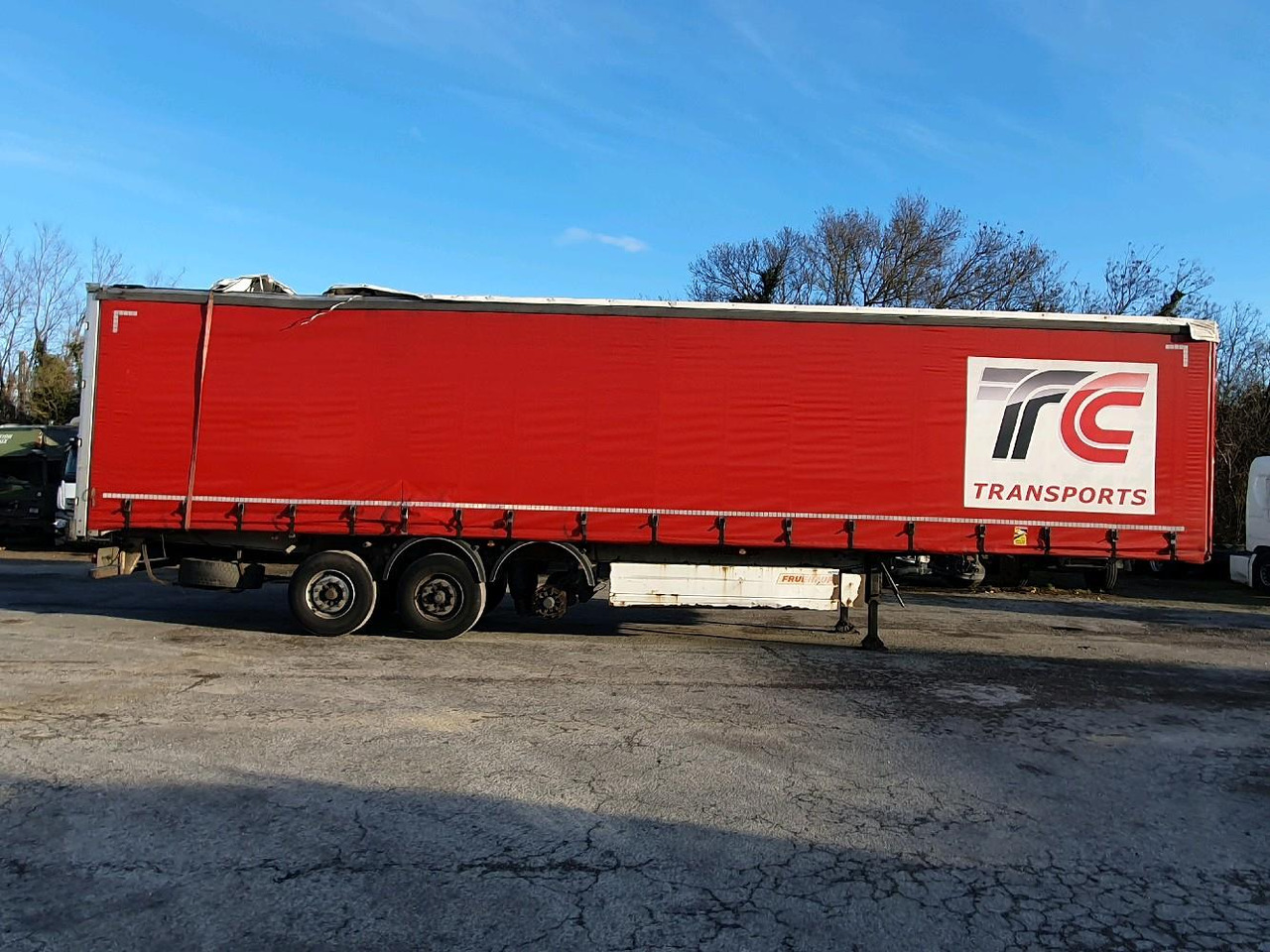 FRUEHAUF SEMI SAVOYARDE FST4FC - Kapelltrailer: bild 3 FRUEHAUF SEMI SAVOYARDE FST4FC - Kapelltrailer: bild 3