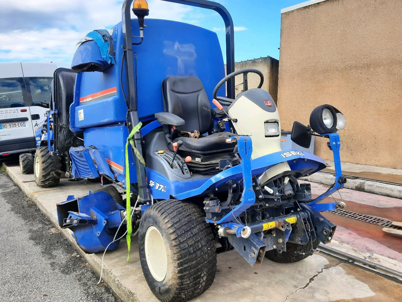ISEKI SF370 - Gräsklippare: bild 1 ISEKI SF370 - Gräsklippare: bild 1