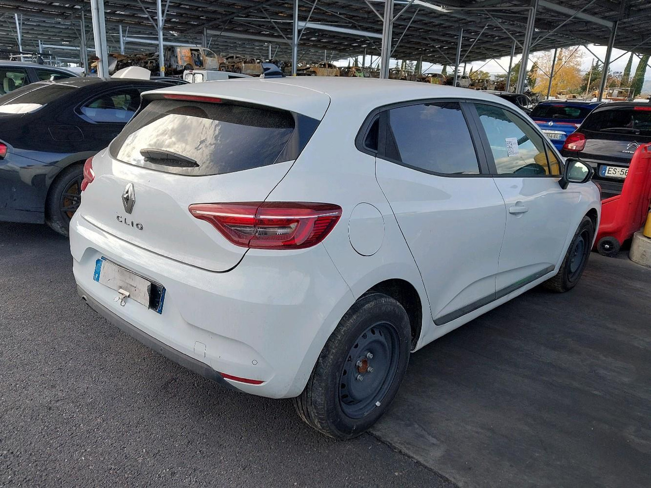 RENAULT CLIO V 1.0 TCE 90 EVOLUTION - Personbil: bild 4 RENAULT CLIO V 1.0 TCE 90 EVOLUTION - Personbil: bild 4