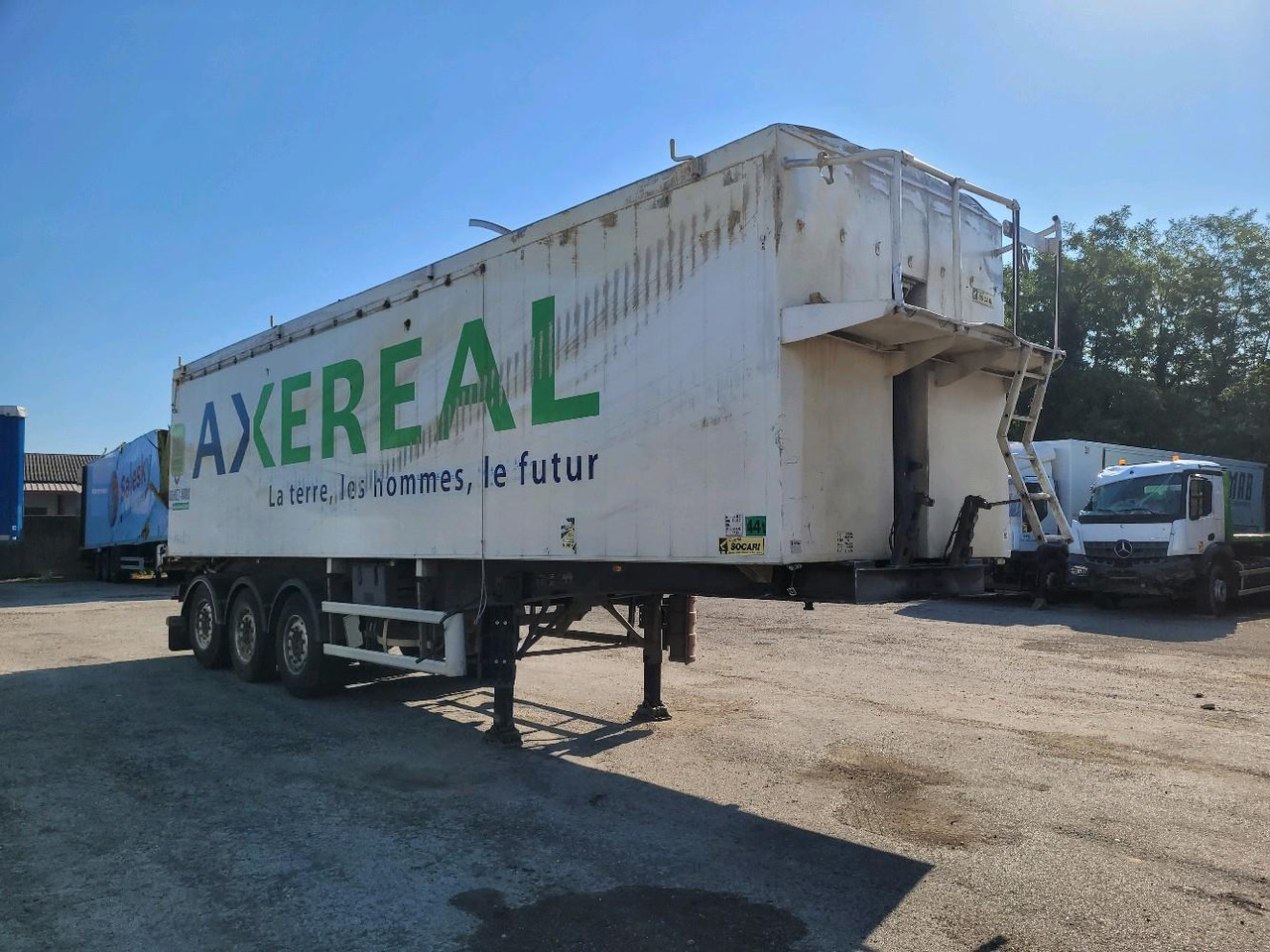 SAMRO ST3310 3 ESSIEUX - Tippbil semitrailer: bild 2 SAMRO ST3310 3 ESSIEUX - Tippbil semitrailer: bild 2