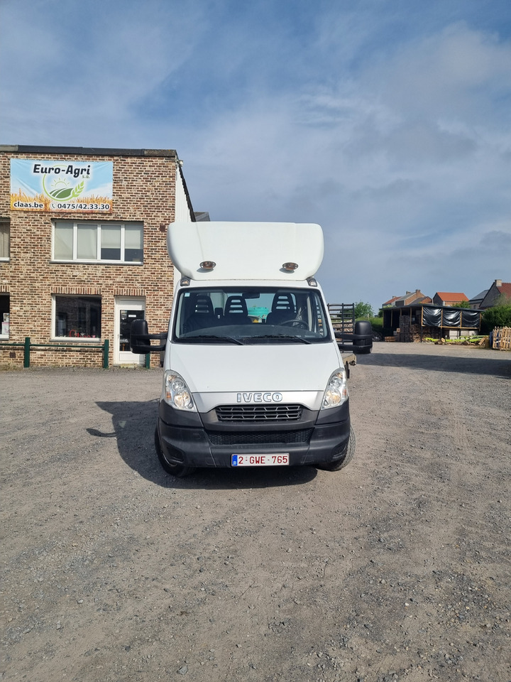 IVECO 40C35 - BE dragbil: bild 1 IVECO 40C35 - BE dragbil: bild 1