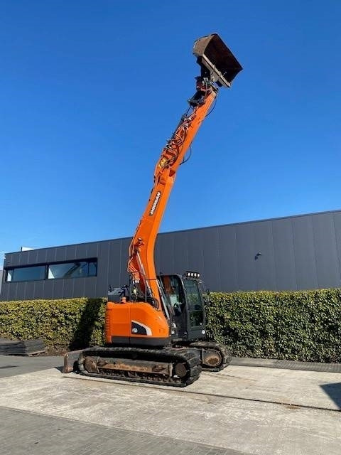 Doosan DX140 LCR-5 - Bandgrävare: bild 2 Doosan DX140 LCR-5 - Bandgrävare: bild 2