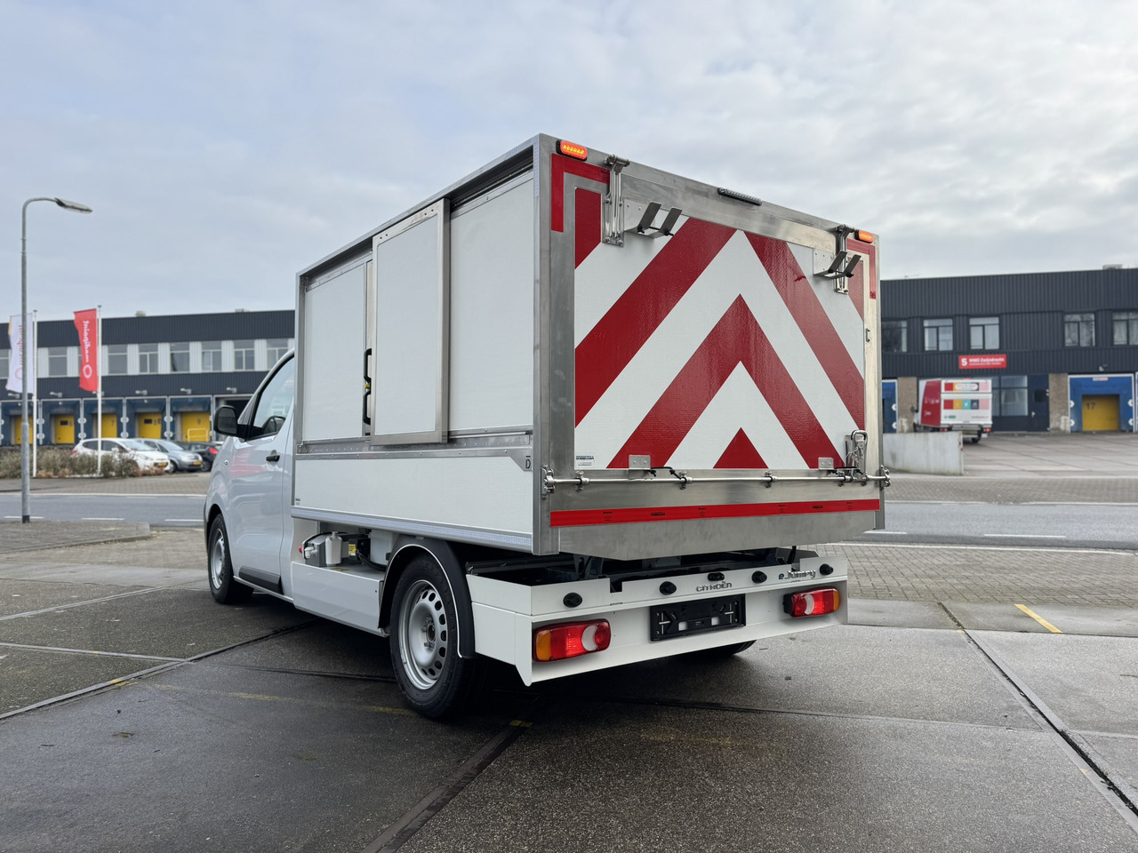 Citroen E-Jumpy veegvuil zijbelader seitenlader mullfahrzeug - Transportbil med tippflak, El transportbil: bild 4 Citroen E-Jumpy veegvuil zijbelader seitenlader mullfahrzeug - Transportbil med tippflak, El transportbil: bild 4