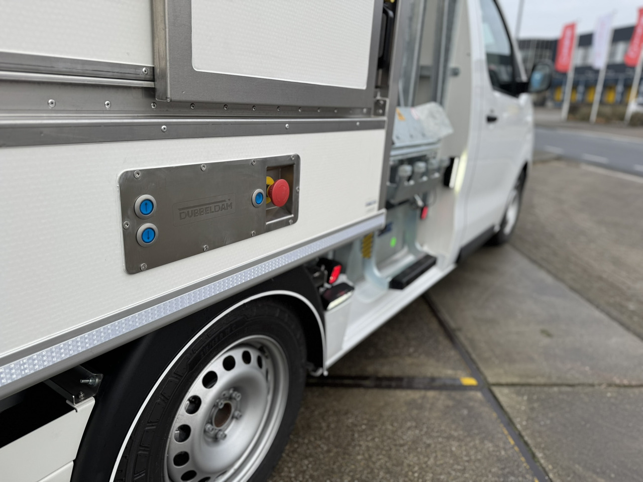 Citroen E-Jumpy veegvuil zijbelader seitenlader mullfahrzeug - Transportbil med tippflak, El transportbil: bild 5 Citroen E-Jumpy veegvuil zijbelader seitenlader mullfahrzeug - Transportbil med tippflak, El transportbil: bild 5