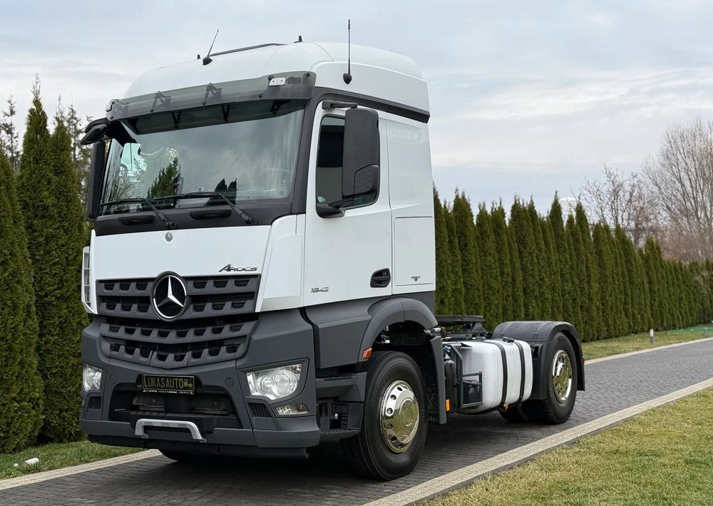 Mercedes-Benz AROCS 1843 HYDRAULIKA - Dragbil: bild 1 Mercedes-Benz AROCS 1843 HYDRAULIKA - Dragbil: bild 1