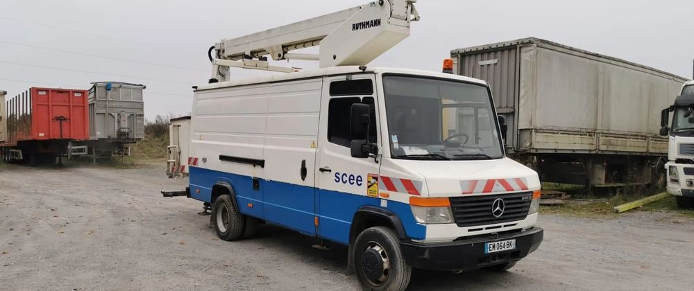 Mercedes-Benz VARIO 815D 17 M - Billift: bild 3 Mercedes-Benz VARIO 815D 17 M - Billift: bild 3