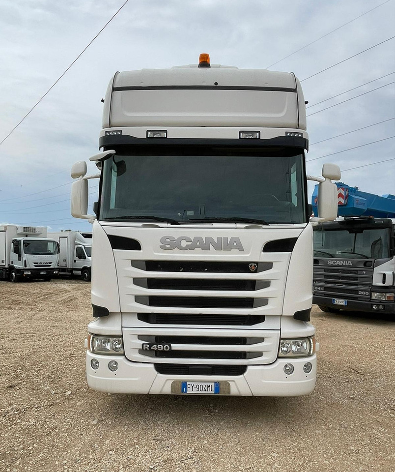 SCANIA R490 TOP LINE - Dragbil: bild 2 SCANIA R490 TOP LINE - Dragbil: bild 2