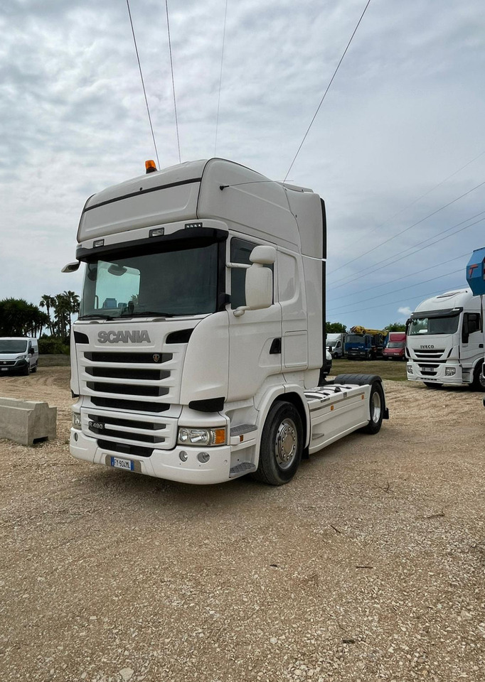 SCANIA R490 TOP LINE - Dragbil: bild 1 SCANIA R490 TOP LINE - Dragbil: bild 1