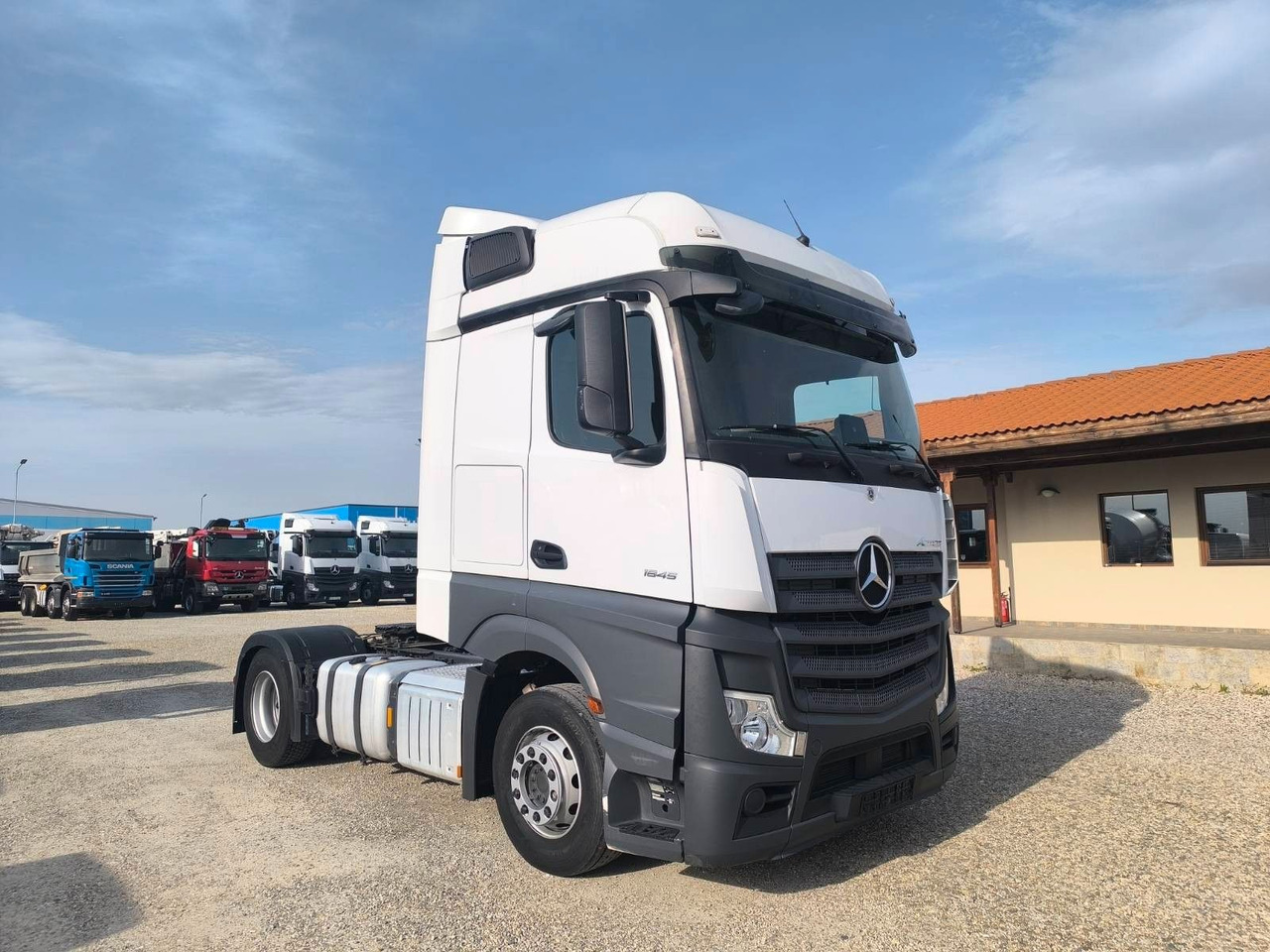 Mercedes-Benz Actros 1845 - Dragbil: bild 1 Mercedes-Benz Actros 1845 - Dragbil: bild 1