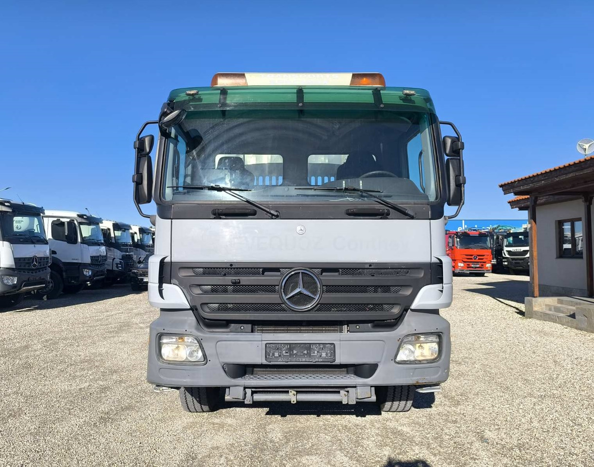 MERCEDES-BENZ Actros 1855 4X4 - Tippbil lastbil: bild 2 MERCEDES-BENZ Actros 1855 4X4 - Tippbil lastbil: bild 2