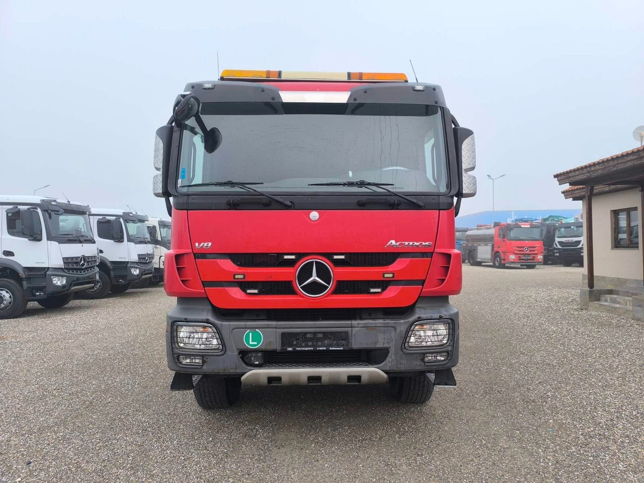 Mercedes-Benz ACTROS 3355 V8 6X6 HIAB 211 EP-5 HIPRO - Tippbil lastbil, Kranbil: bild 2 Mercedes-Benz ACTROS 3355 V8 6X6 HIAB 211 EP-5 HIPRO - Tippbil lastbil, Kranbil: bild 2