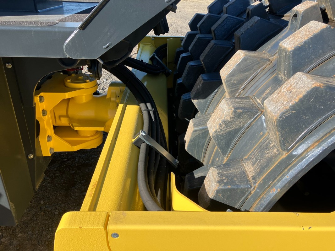 Kompaktor BOMAG DE BW 211 DH-5 Stage IV/TIER4f: bild 17