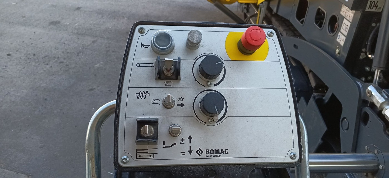 BOMAG IT BF 300 C-2 S340-2 TV Stage V/Tier 4f - Asfaltläggare: bild 4 BOMAG IT BF 300 C-2 S340-2 TV Stage V/Tier 4f - Asfaltläggare: bild 4