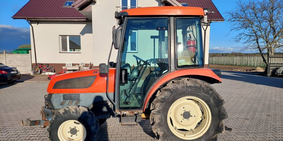 Kioti EX50 HST 50KM klimatyzacja przedni TUZ - Traktor: bild 1 Kioti EX50 HST 50KM klimatyzacja przedni TUZ - Traktor: bild 1