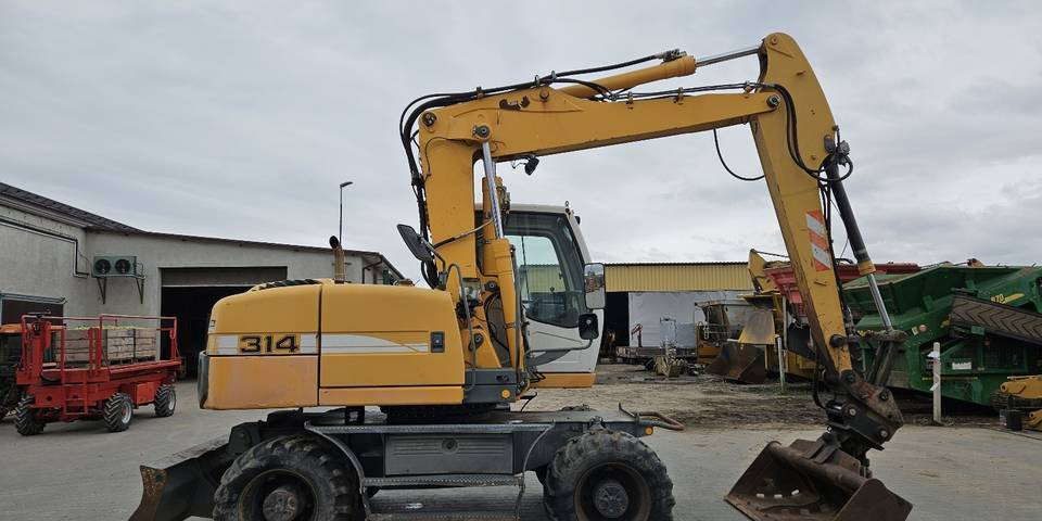 Koparka kołowa Liebherr A314 Litronic 9350 h 4 łyżki kołówka - Grävmaskin på däck: bild 5 Koparka kołowa Liebherr A314 Litronic 9350 h 4 łyżki kołówka - Grävmaskin på däck: bild 5