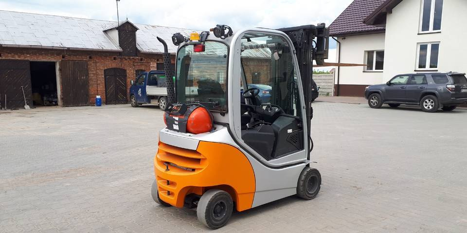 Wózek widłowy Still RX70-20 triplex przesuw - Gasoltruck: bild 3 Wózek widłowy Still RX70-20 triplex przesuw - Gasoltruck: bild 3