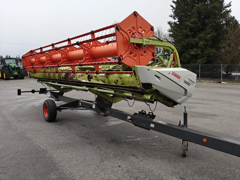 Claas Lexion 670 - Skördetröska: bild 2 Claas Lexion 670 - Skördetröska: bild 2