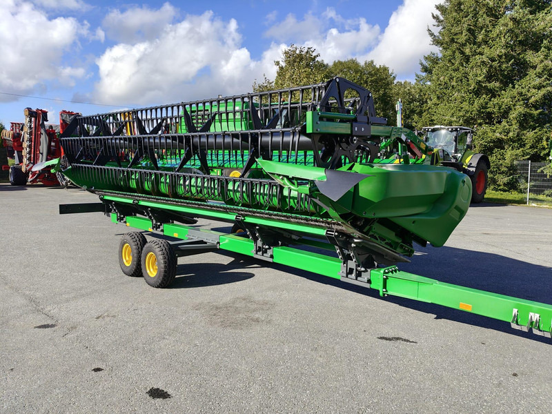 John Deere W650 i 722X - Skördetröska: bild 2 John Deere W650 i 722X - Skördetröska: bild 2