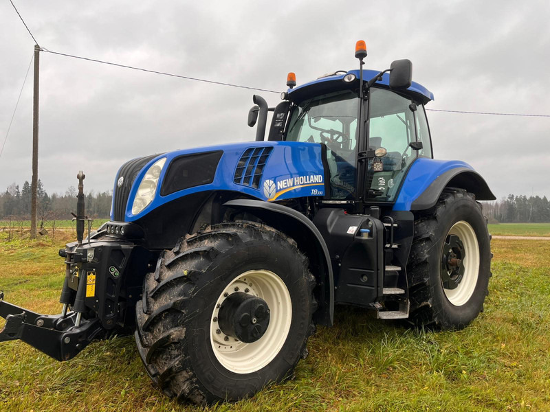 New Holland T8.330 - Traktor: bild 2 New Holland T8.330 - Traktor: bild 2