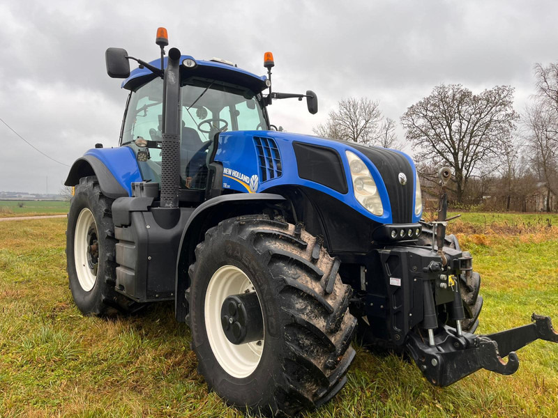 New Holland T8.330 - Traktor: bild 1 New Holland T8.330 - Traktor: bild 1