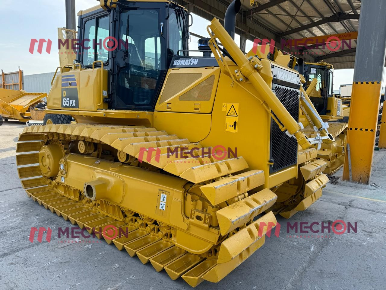 Komatsu Crawler Dozer D65EX-16 - Byggmaskiner: bild 1 Komatsu Crawler Dozer D65EX-16 - Byggmaskiner: bild 1