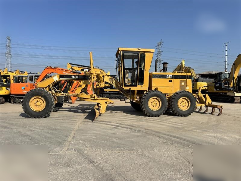 CATERPILLAR 140H - Väghyvel: bild 1 CATERPILLAR 140H - Väghyvel: bild 1